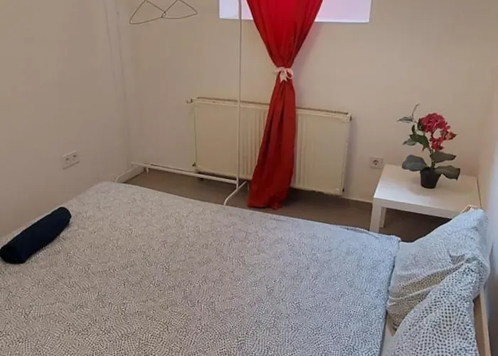 Privatunterkunft Corvin Negyed *