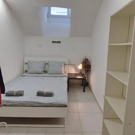 Quarto em Acomodações Particulares Corvin Negyed *