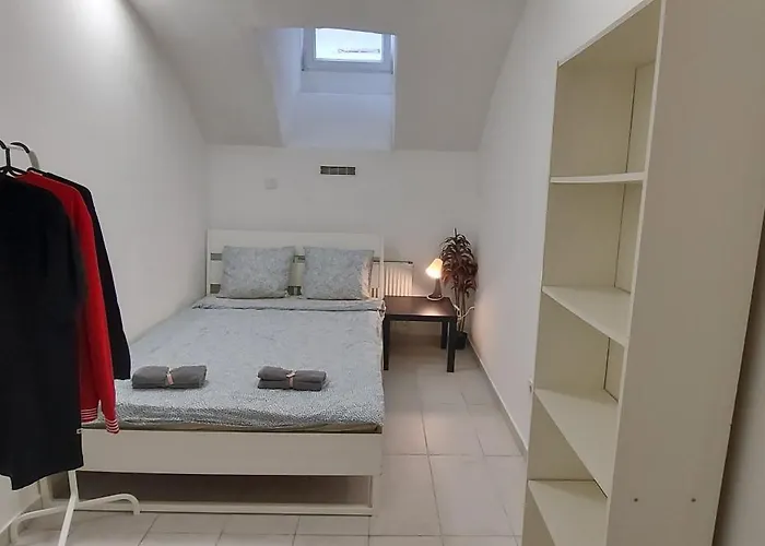 Gazde/Camere de închiriat Corvin Negyed *